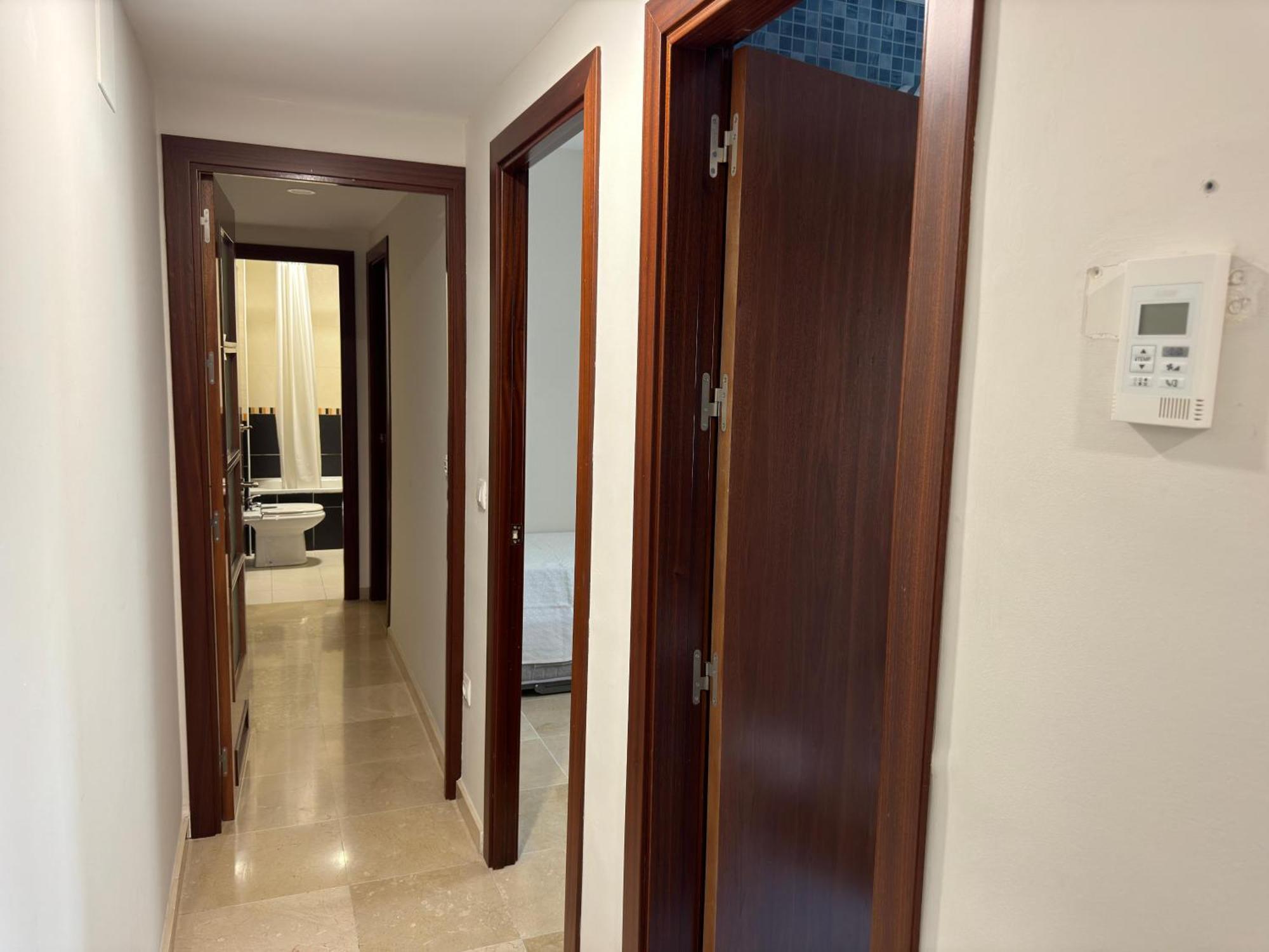 Apartamento Centrico Con Terraza Y Parking Gratuito Kordoba Bagian luar foto