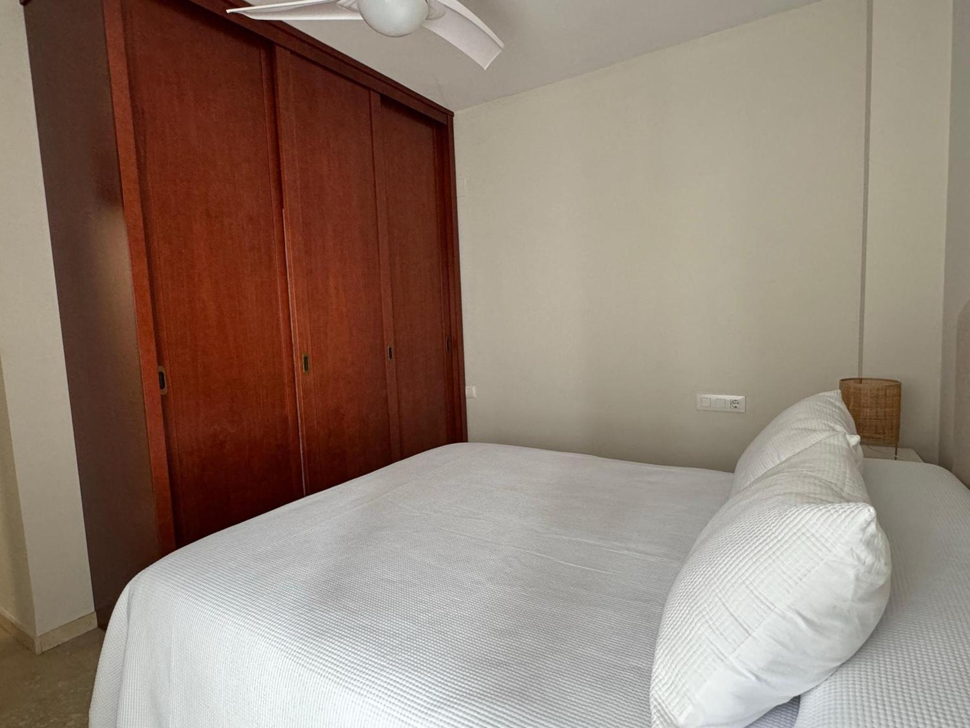 Apartamento Centrico Con Terraza Y Parking Gratuito Kordoba Bagian luar foto