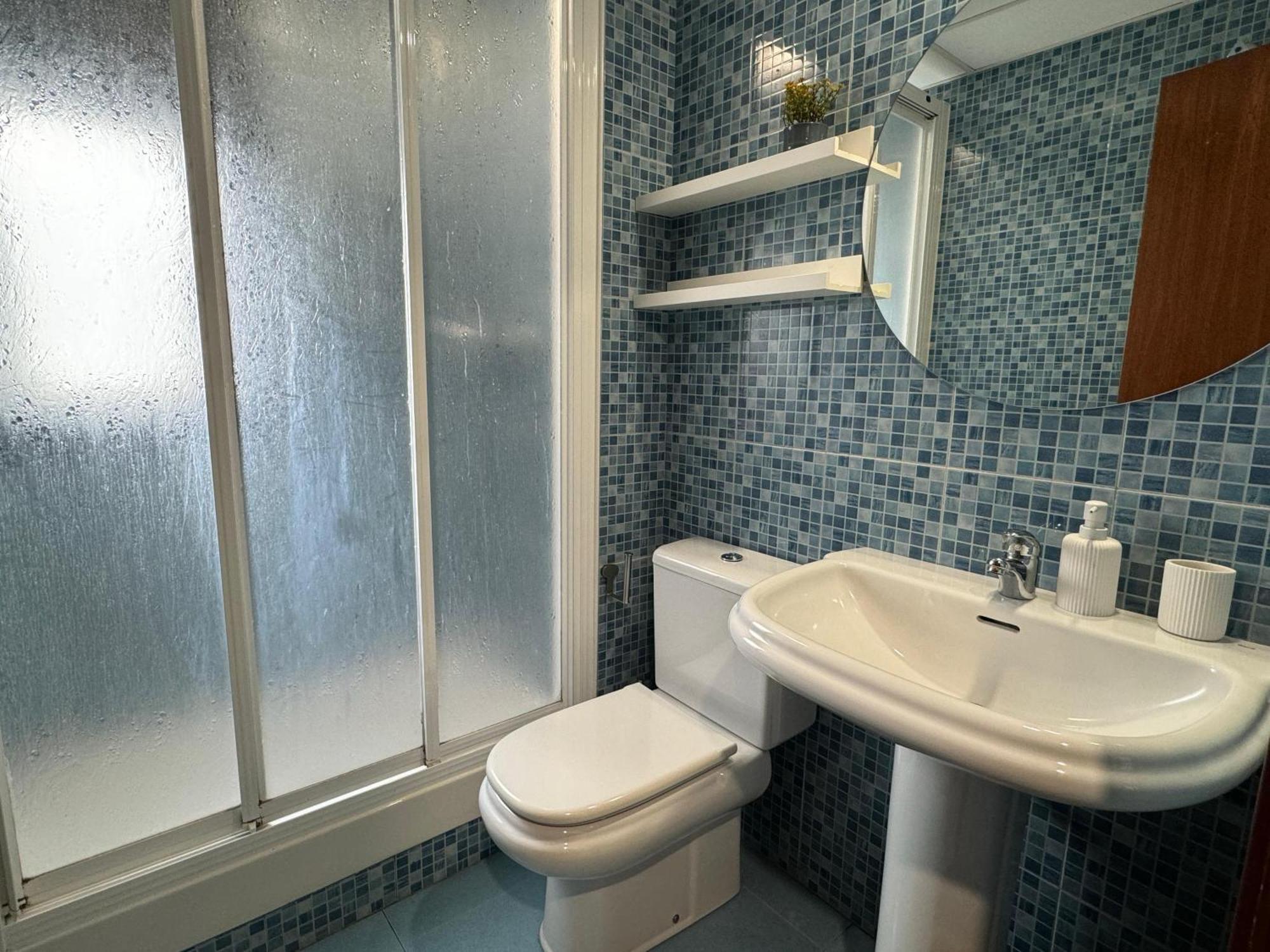 Apartamento Centrico Con Terraza Y Parking Gratuito Kordoba Bagian luar foto